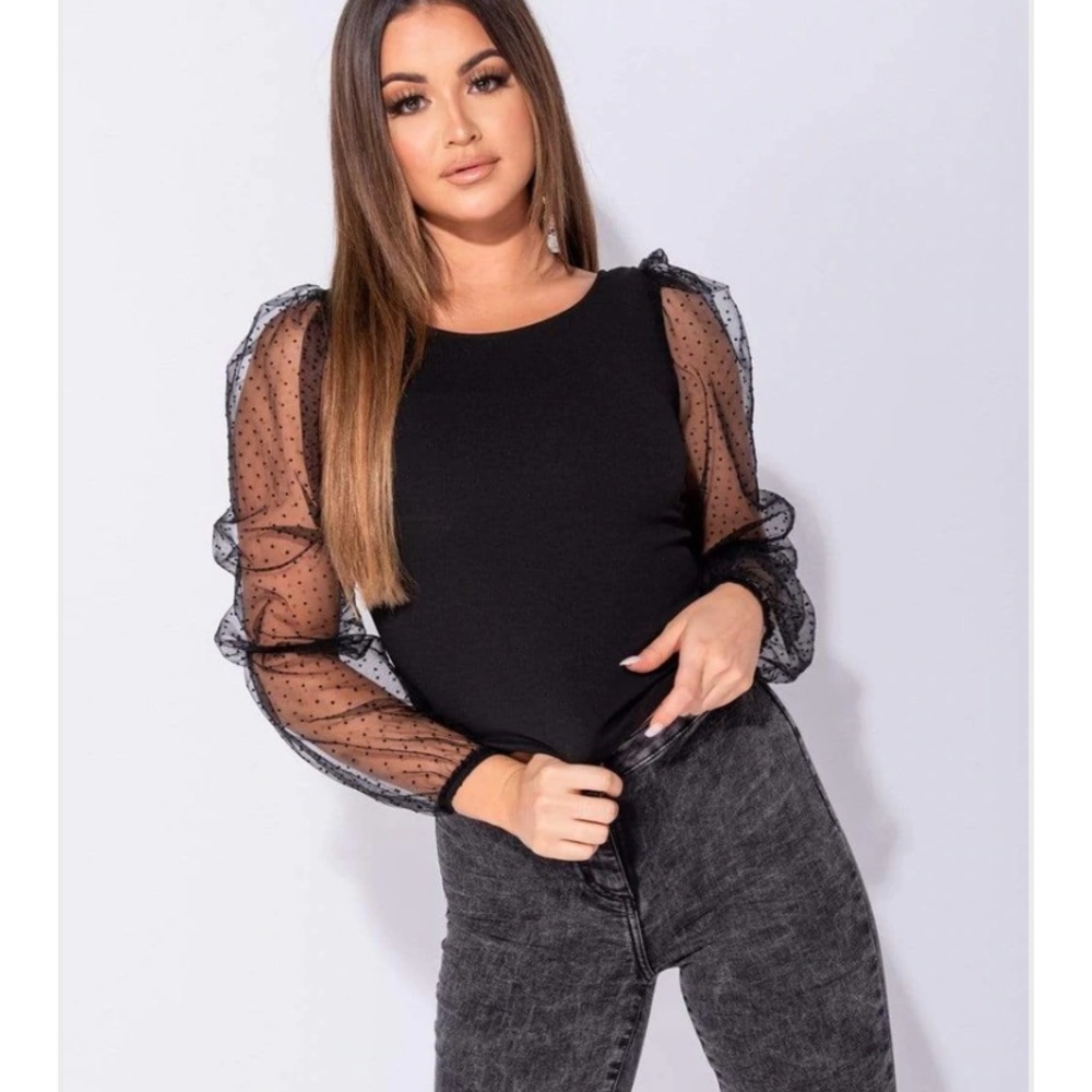 BLACK DOBBY MESH SHEER SLEEVE FITTED TOP W/ POLKA DOTS